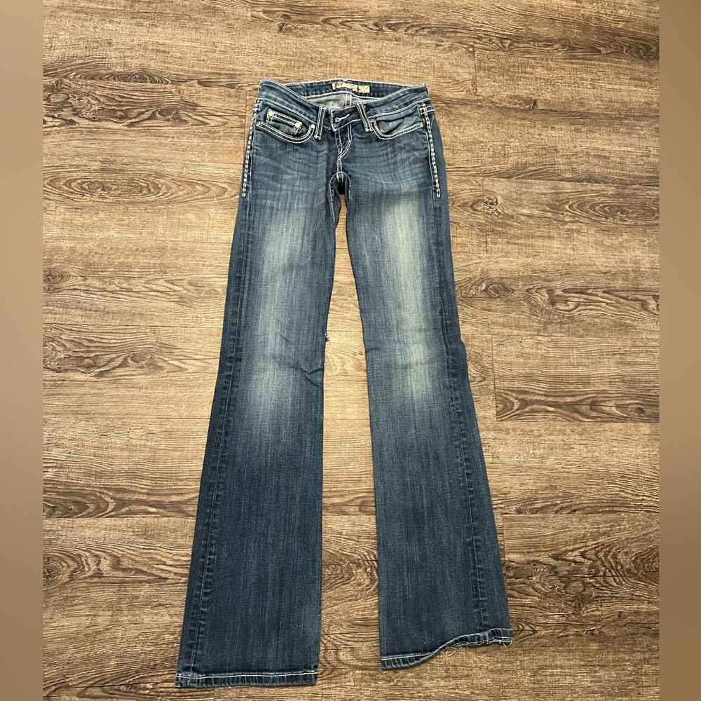 Buckle Jeans. Size 23